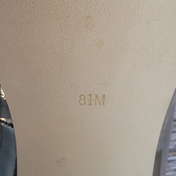 Marc Fisher Patent and Suede Platform Pumps - Size 8.5 - Picture 11 of 11